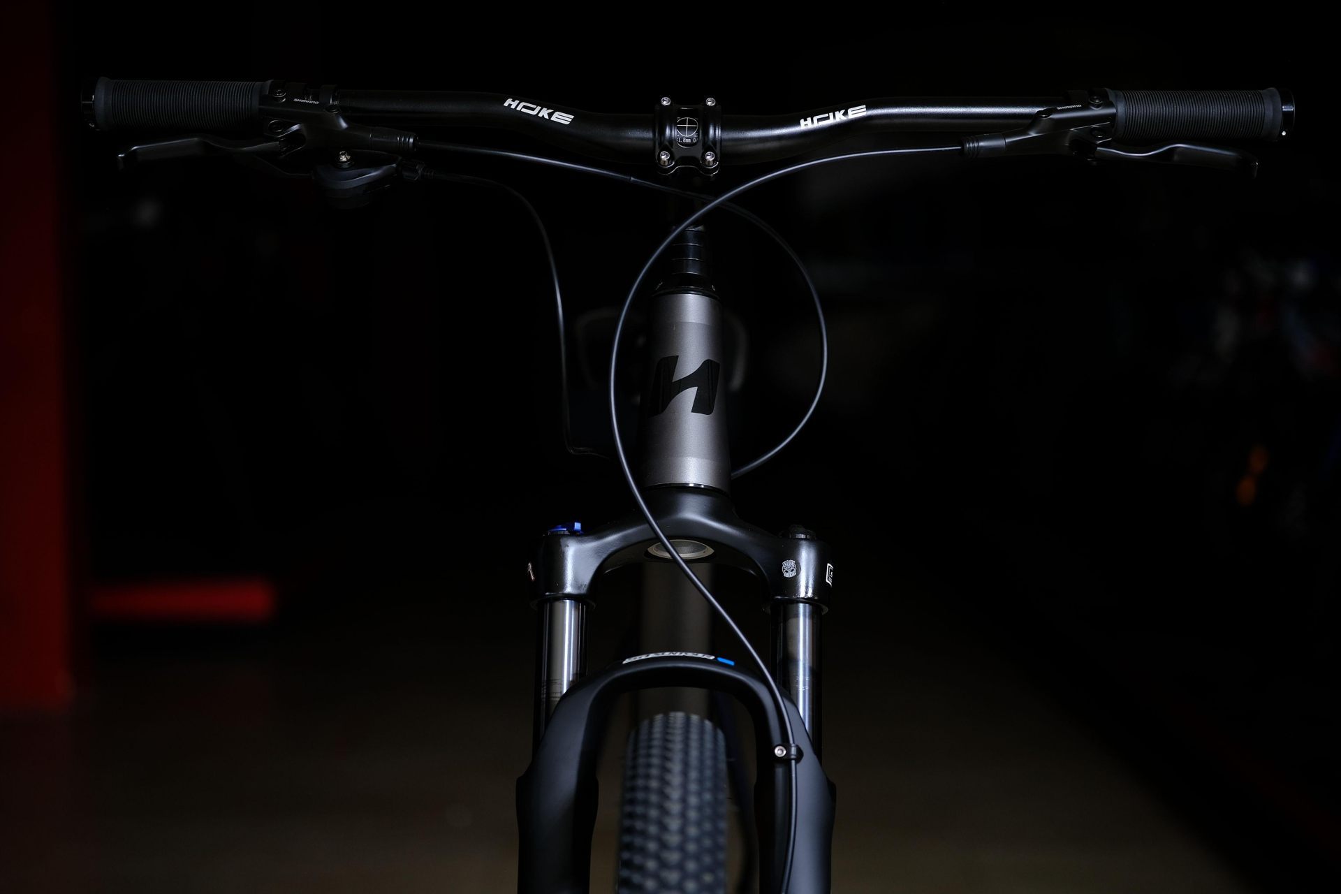 Вилка воздушная Suntour XCM 32 AIR под ось 15mm HOKE 15 Way 29 HD матовый синий-чёрный 23